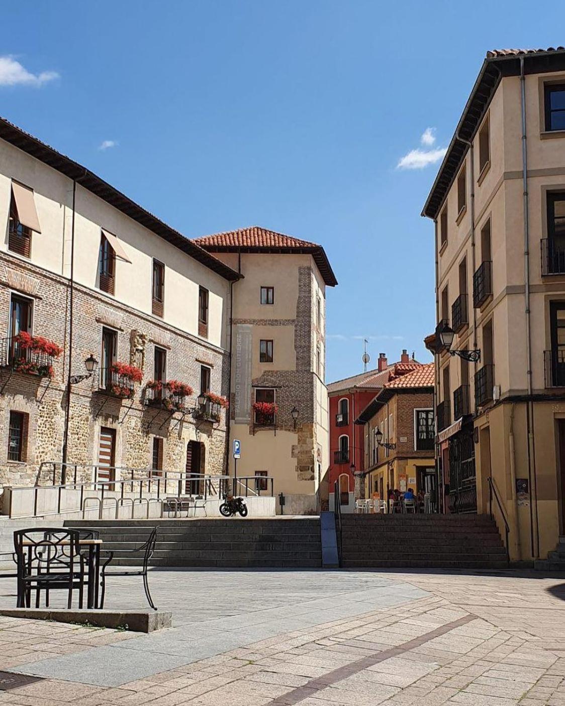Ferienwohnung Bonito Piso A 500M De La Catedral León Exterior foto